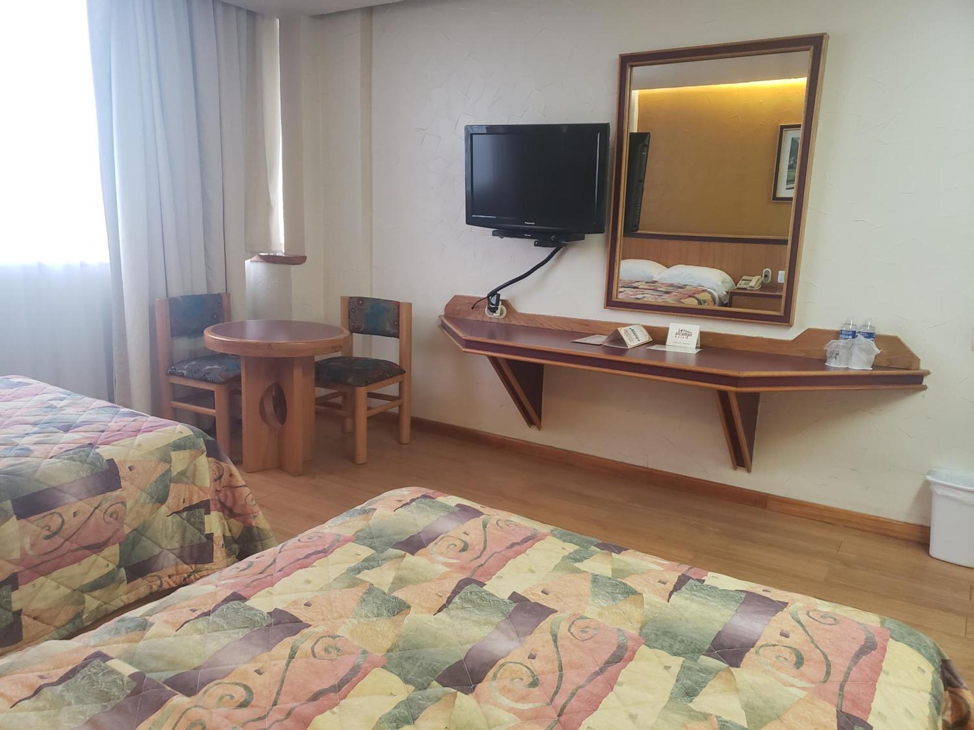 Hotel Alcampo Miranda Pokoj fotografie